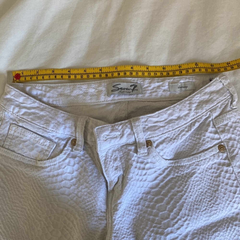Seven7 White Textured Skinny Jeans - Picture 4 of 7